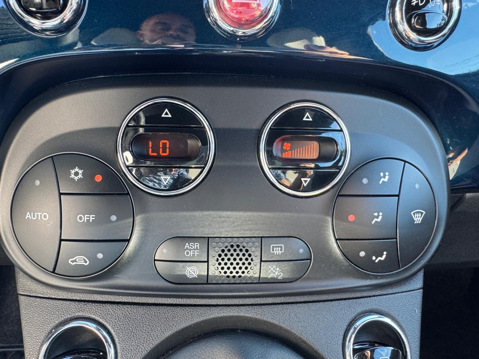 Fiat 500C 0.9 TwinAir Collezione - imagem 27