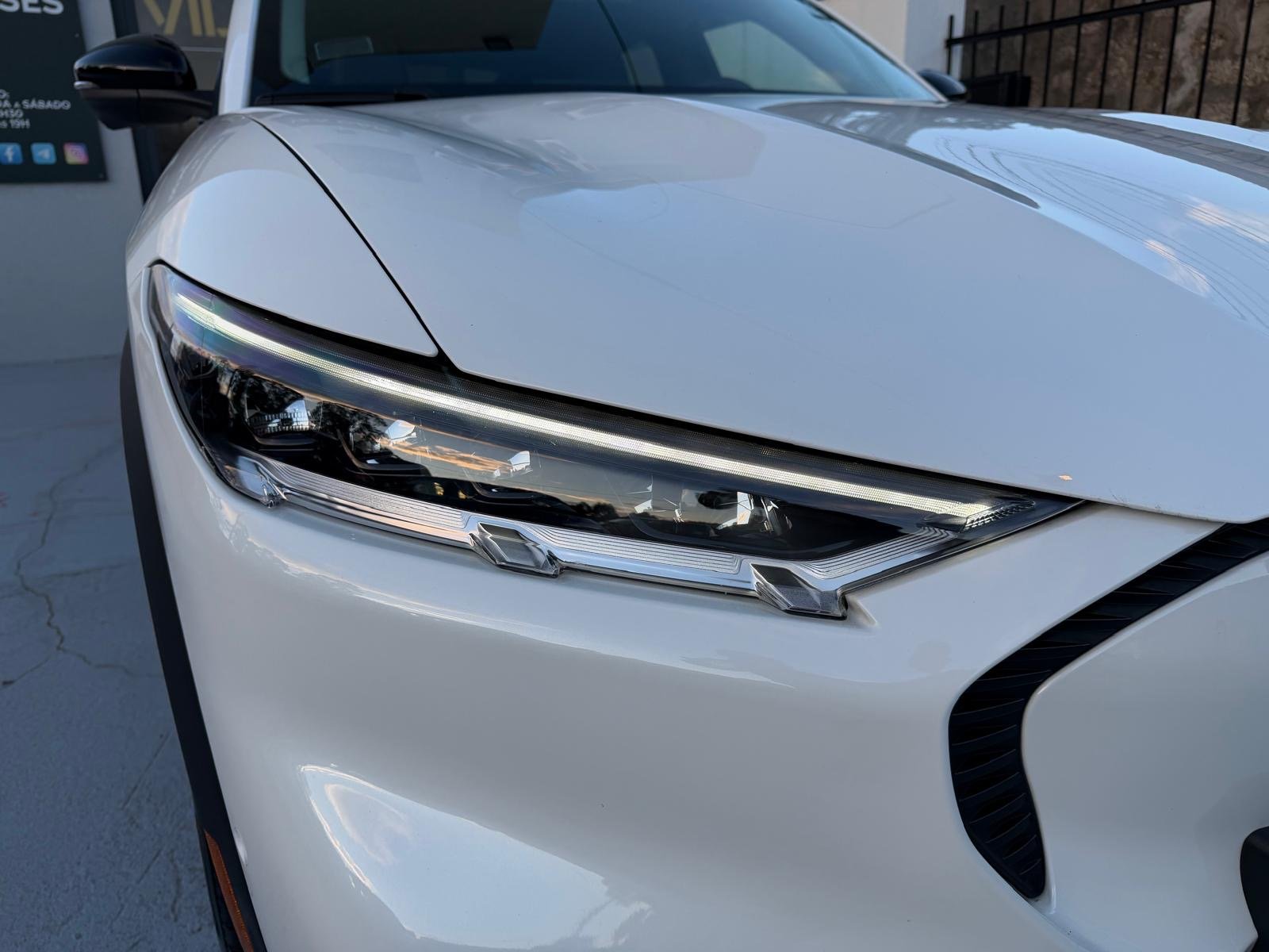 Ford Mustang Mach-E Standard - imagem 3