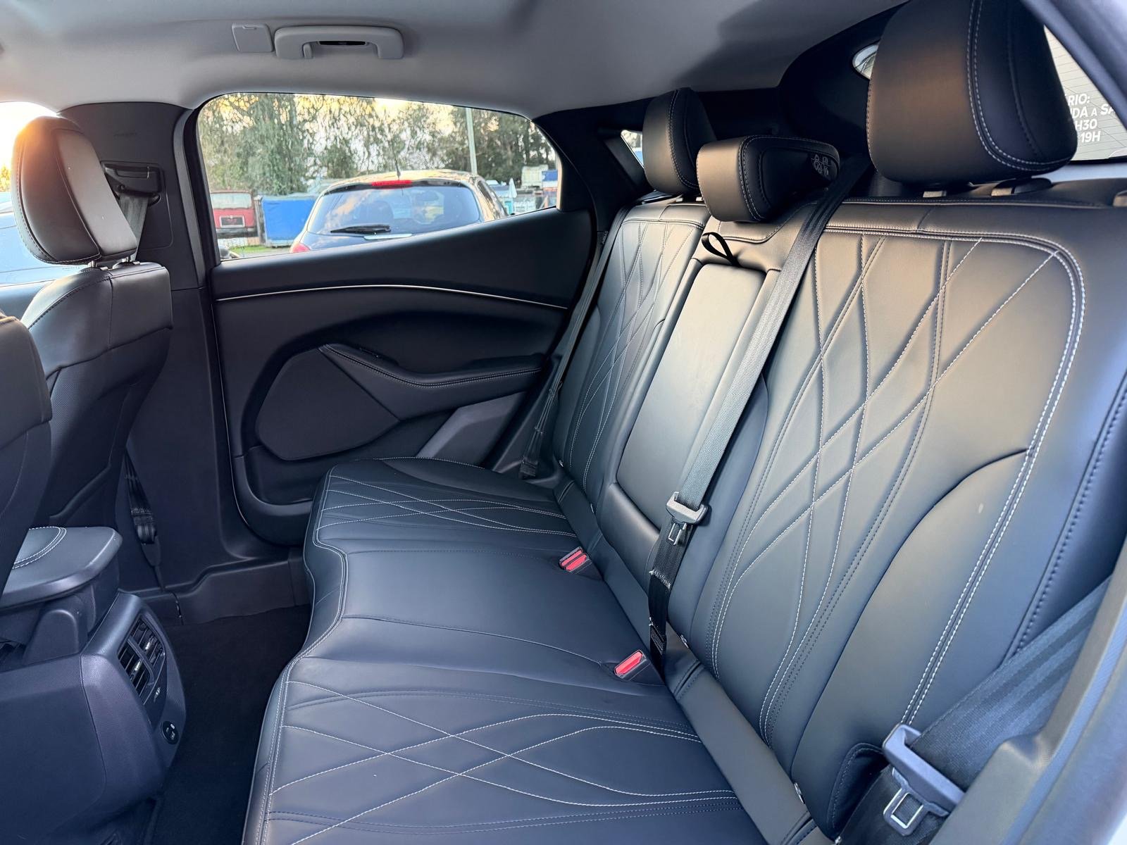 Ford Mustang Mach-E Standard - imagem 4