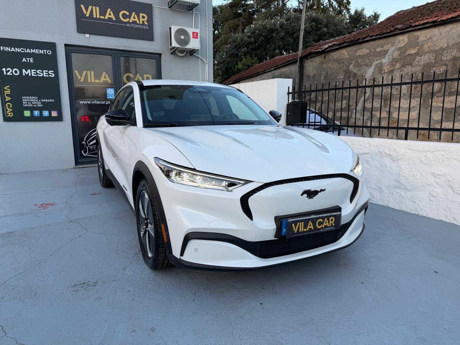 Ford Mustang Mach-E Standard - imagem 33