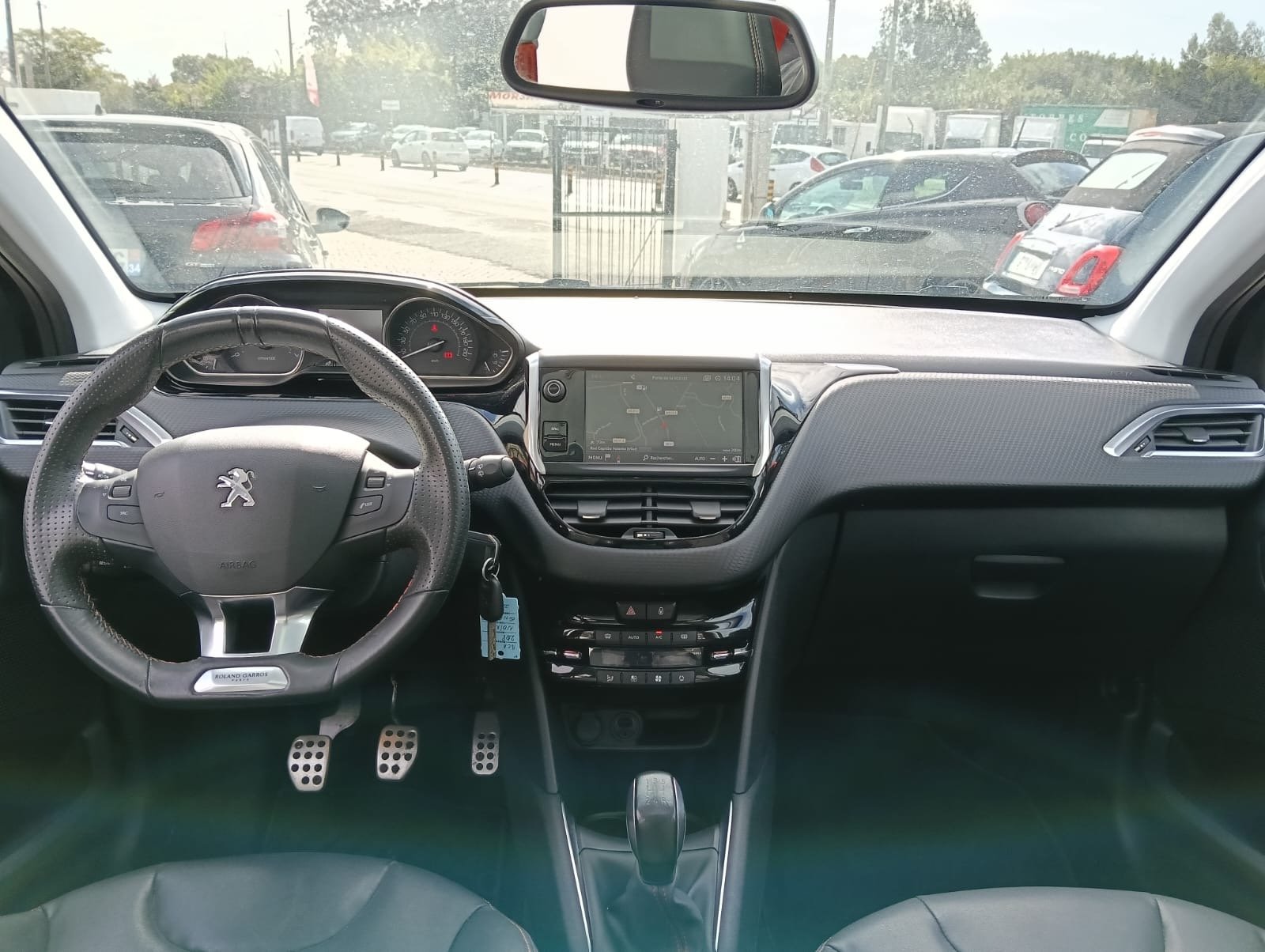 Peugeot 208 - imagem 2