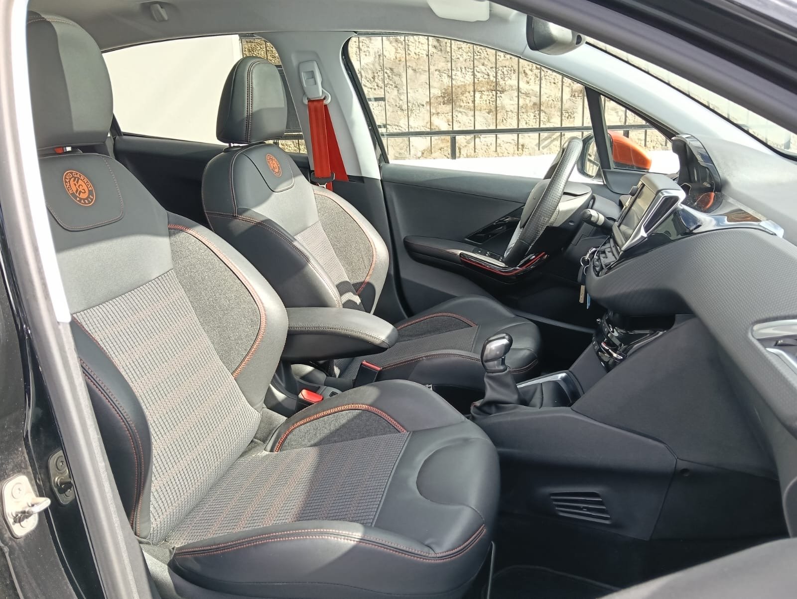 Peugeot 208 - imagem 14