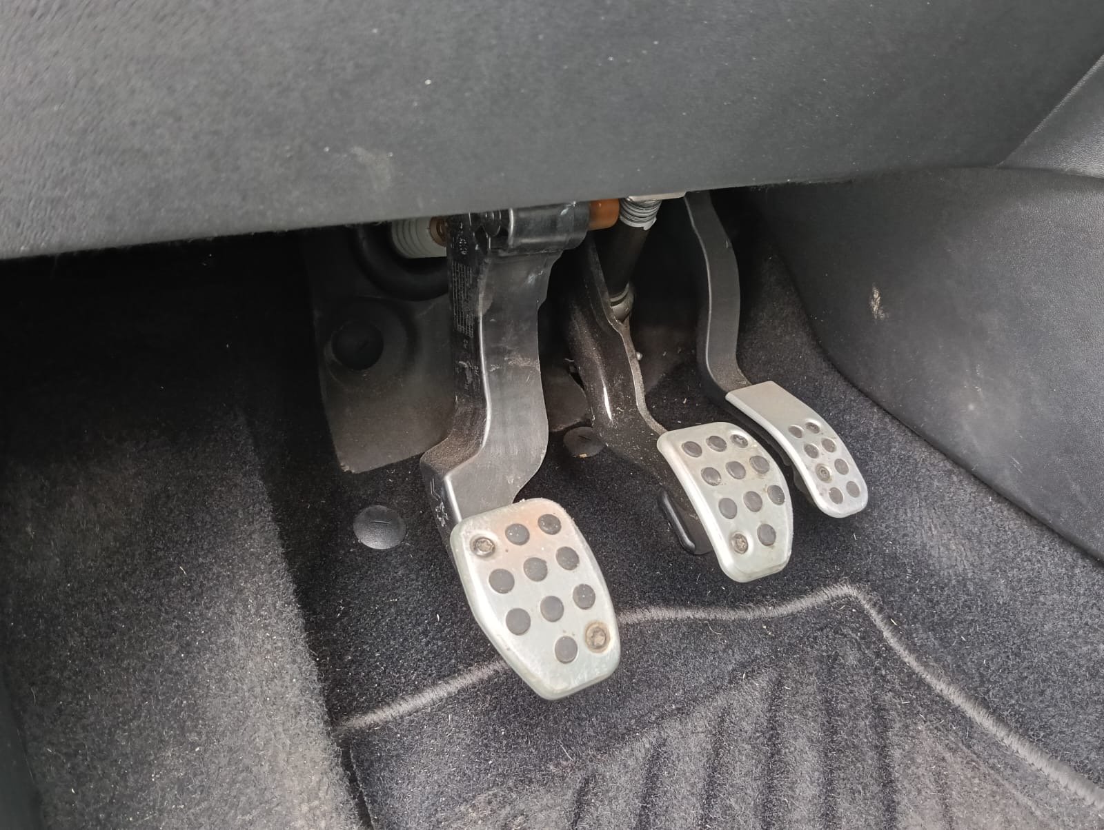 Peugeot 208 - imagem 27