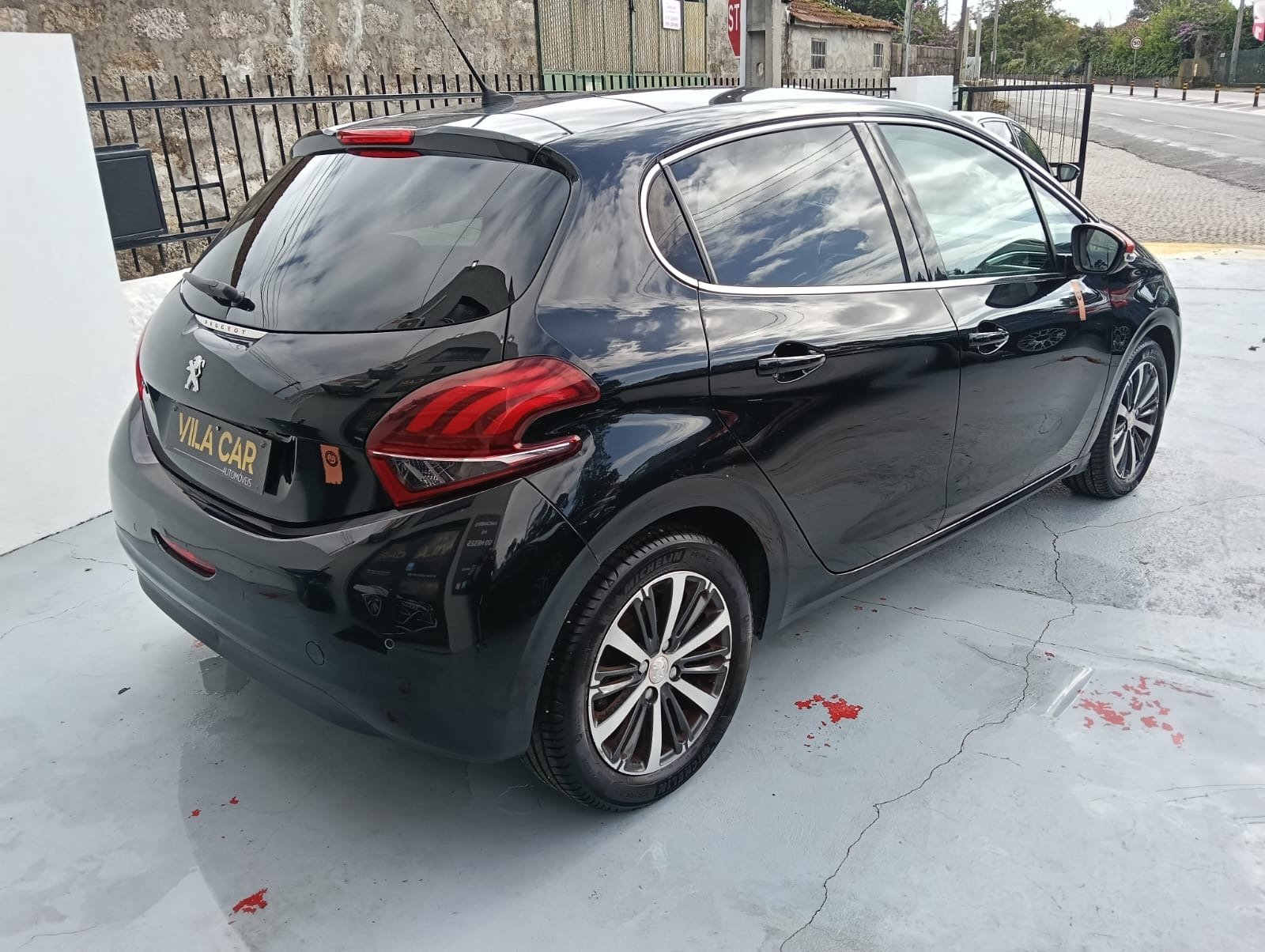 Peugeot 208 - imagem 5