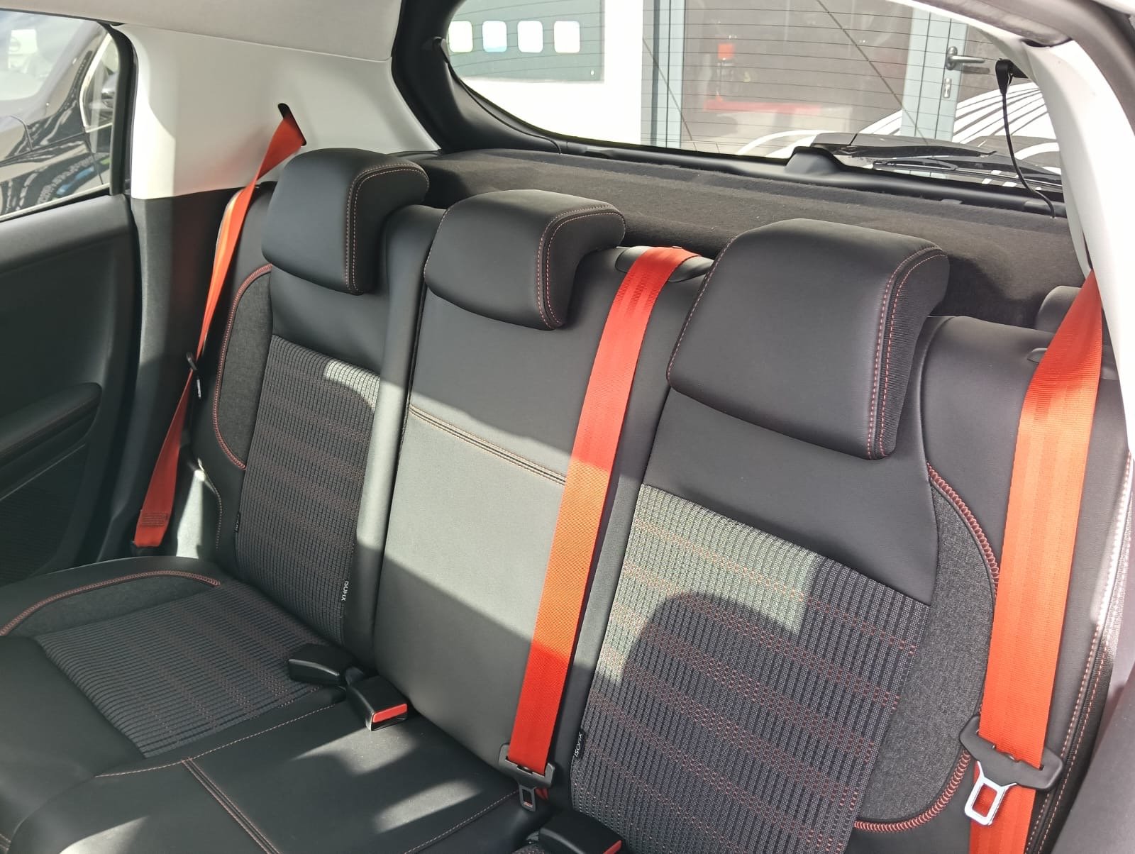 Peugeot 208 - imagem 4