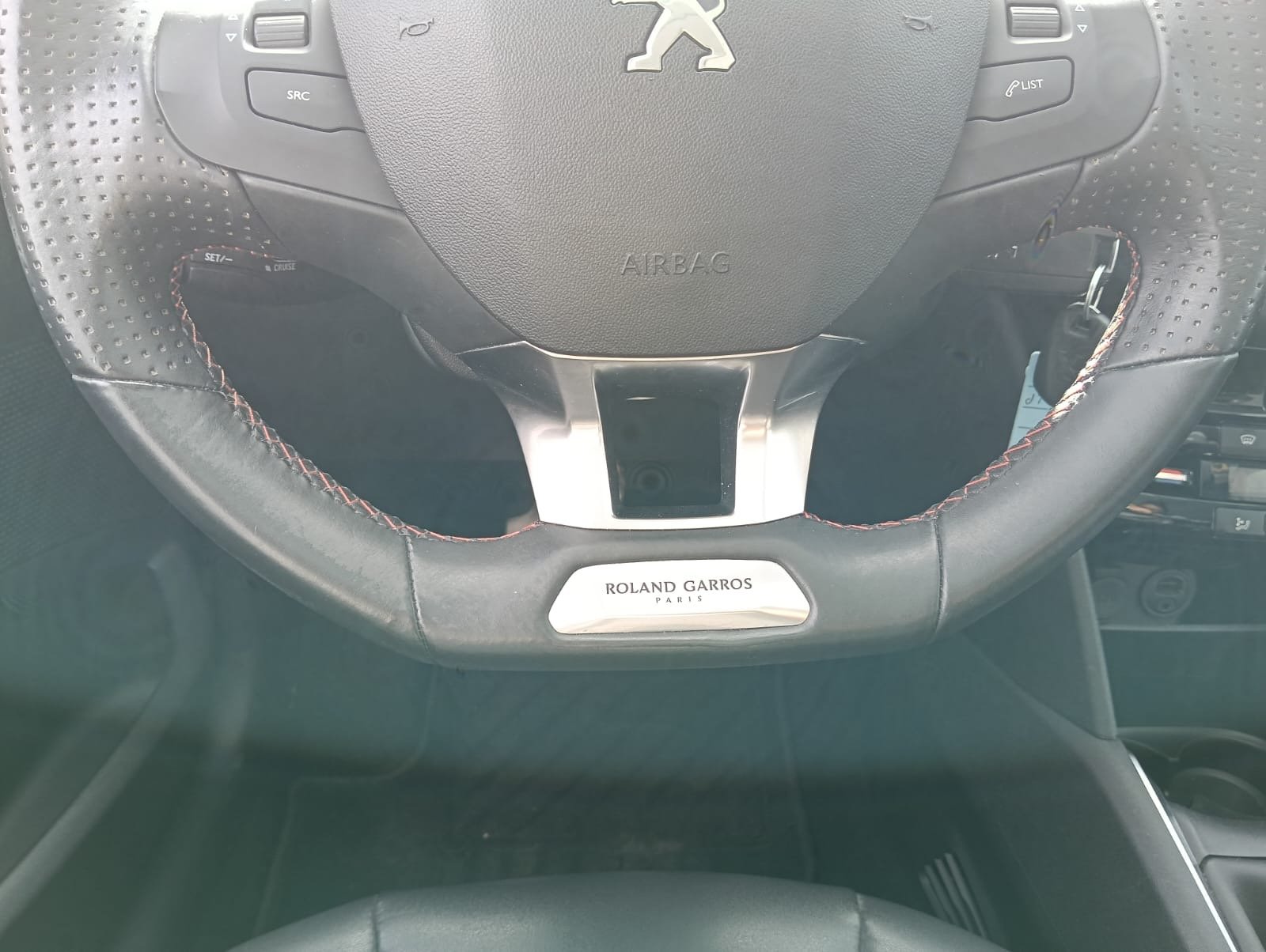 Peugeot 208 - imagem 27