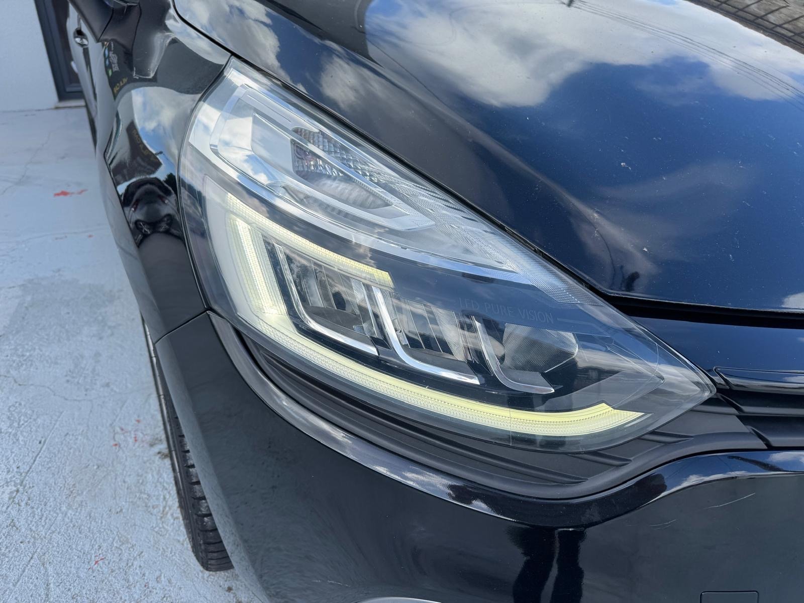 Renault Clio Sport Tourer 1.2 TCe GT Line - imagem 12