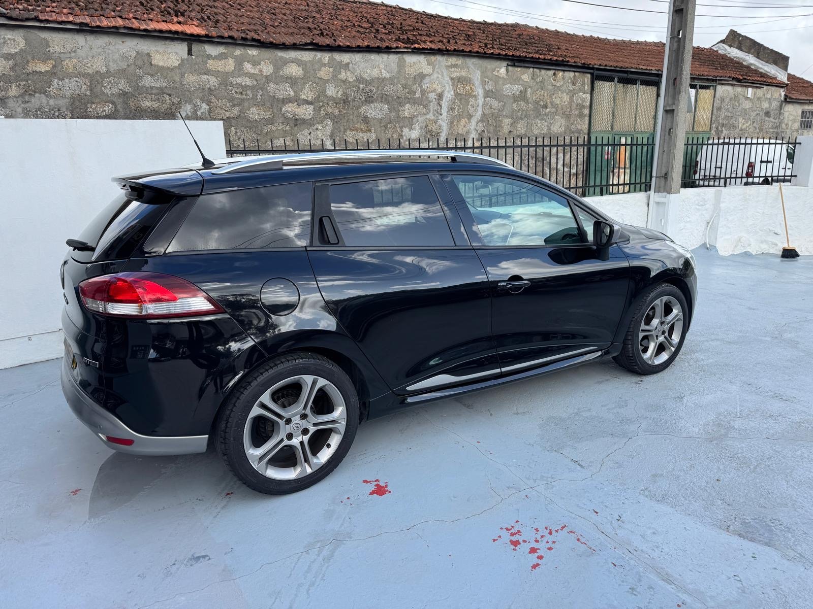 Renault Clio Sport Tourer 1.2 TCe GT Line - imagem 9