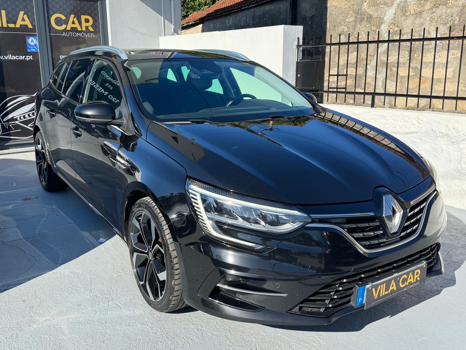 Renault Mégane Sport Tourer 1.5 Blue dCi Limited EDC - imagem 2