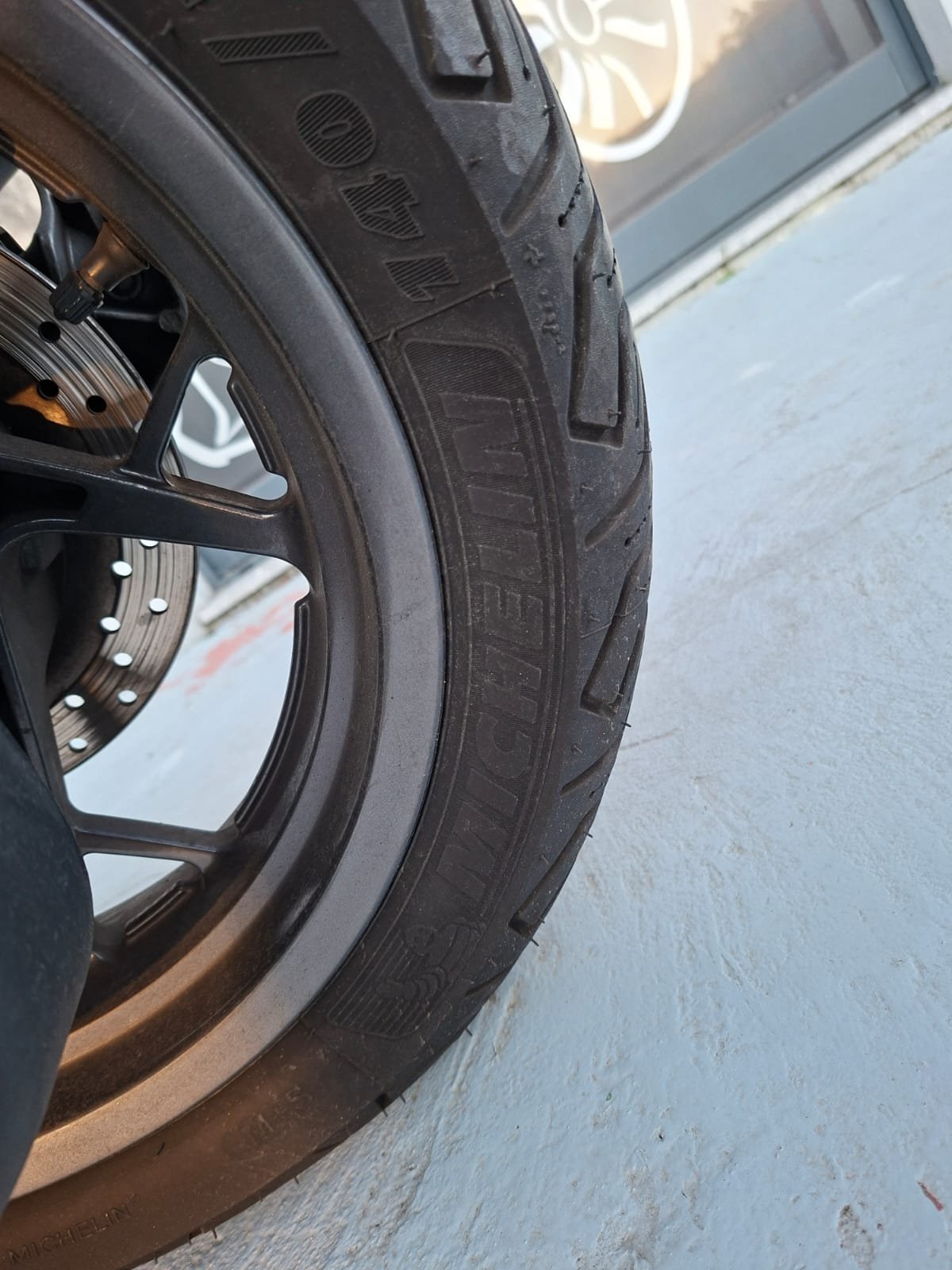 Yamaha X-Max - imagem 12